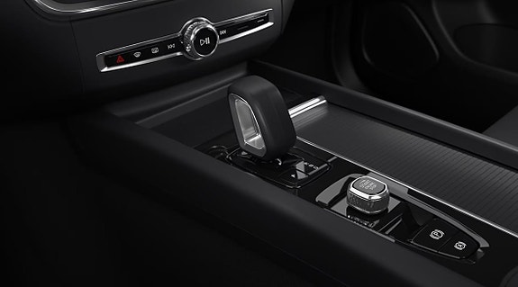 Volvo XC60 13 of 17