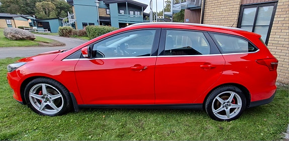 Ford Focus 3 of 9
