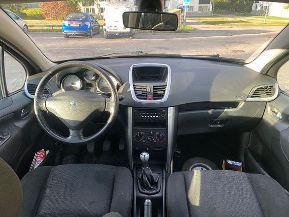 Peugeot 207 6 of 7