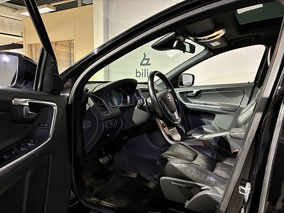 Volvo XC60 5 of 14