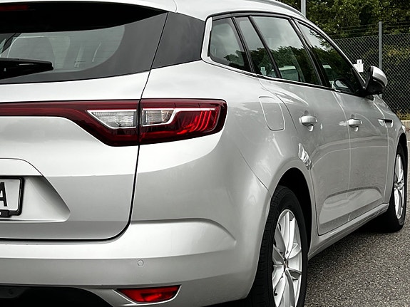 Renault Megane 21 of 22