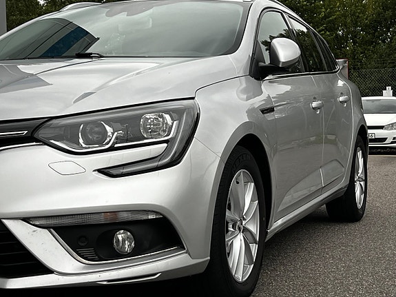 Renault Megane 18 of 22