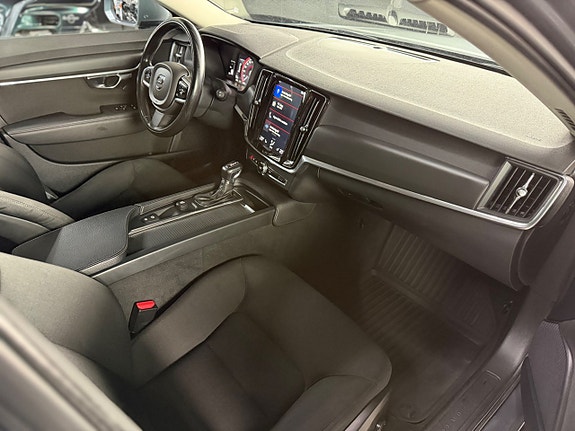 Volvo V90 10 of 14
