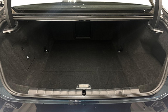 BMW i7 11 of 27