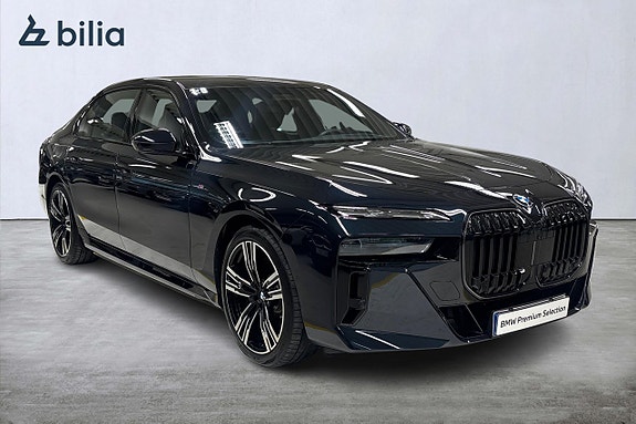BMW i7 27 of 27