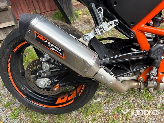 KTM 690 Duke 14 of 14