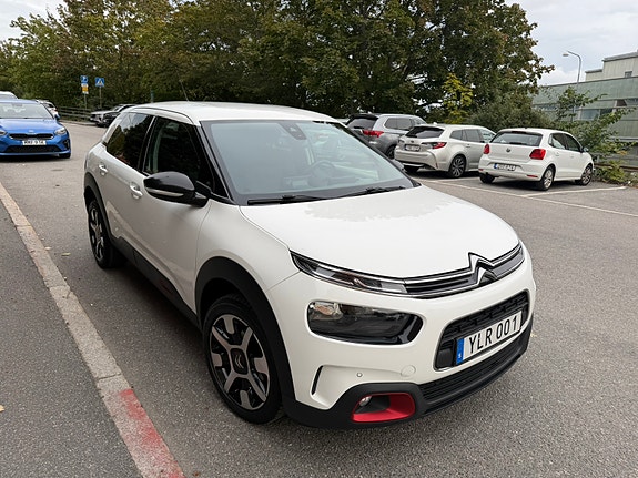 Citroen C4 Cactus 2 of 6