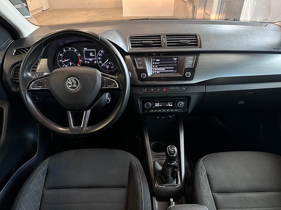 Skoda Fabia 11 of 21