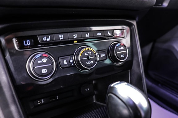 Volkswagen Tiguan 14 of 15
