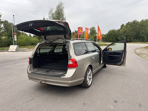 Volvo V70 5 of 7