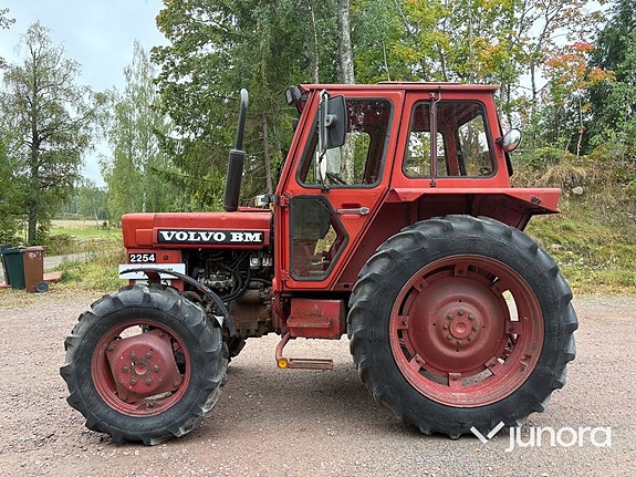Traktor Volvo BM 2254 2 of 30