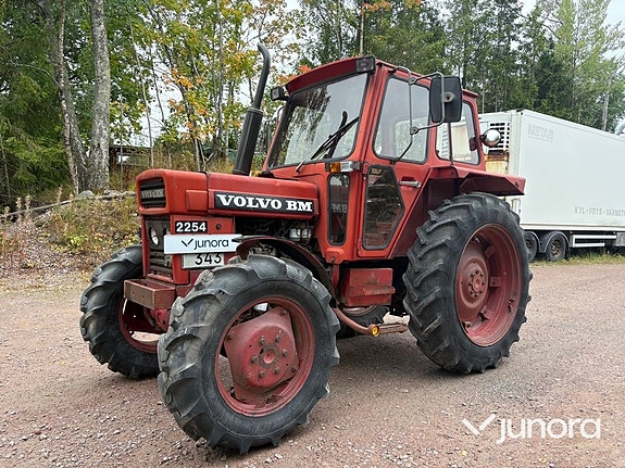 Traktor Volvo BM 2254