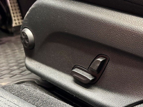 Mercedes-Benz E220 d 13 of 22