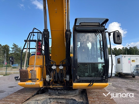 Grävmaskin JCB JS220 LC 10 of 30
