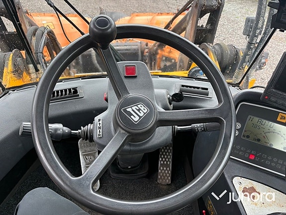 Hjullastare JCB 411 HT med vikplog 14 of 30