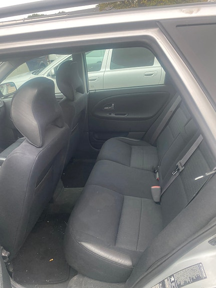 Volvo V40 4 of 6