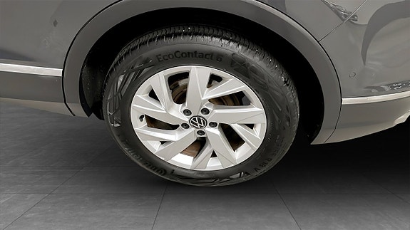 Volkswagen Tiguan 6 of 13
