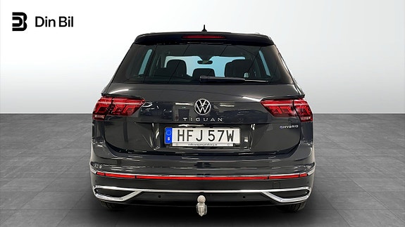 Volkswagen Tiguan 5 of 13