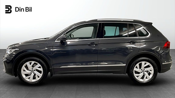 Volkswagen Tiguan 2 of 13