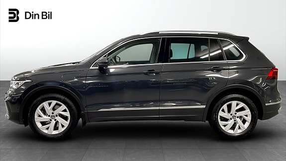 Volkswagen Tiguan 2 of 13