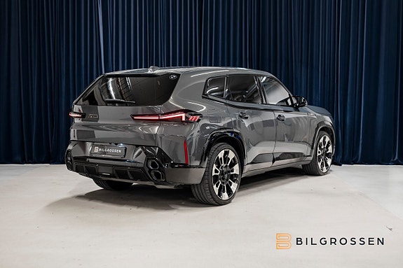 BMW XM 5 of 22