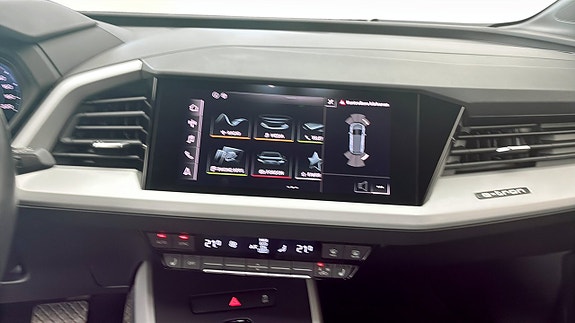 Audi Q4 e-tron 9 of 12