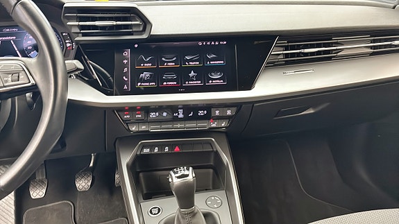 Audi A3 9 of 12