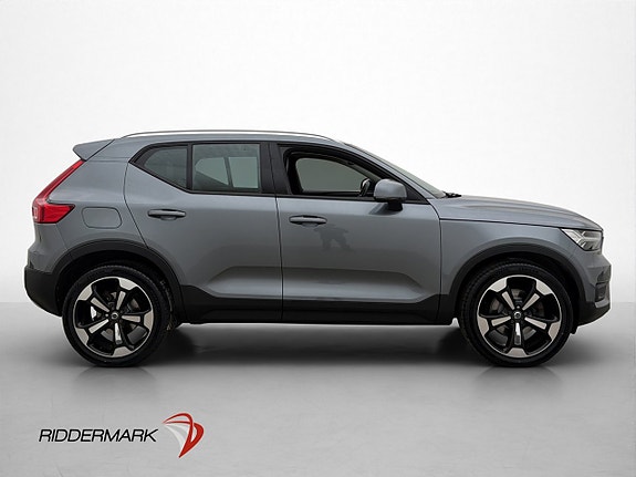 Volvo XC40 6 of 30