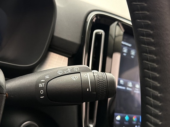 Volvo XC40 25 of 30