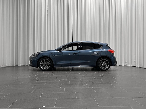 Ford Focus 2 of 14