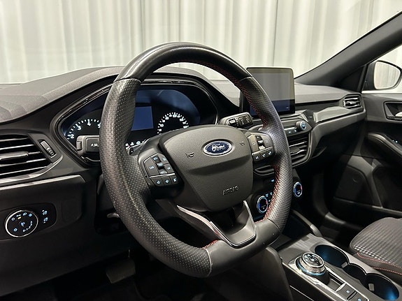 Ford Focus 9 of 14