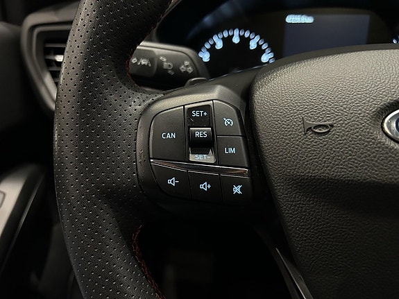 Ford Focus 10 of 14