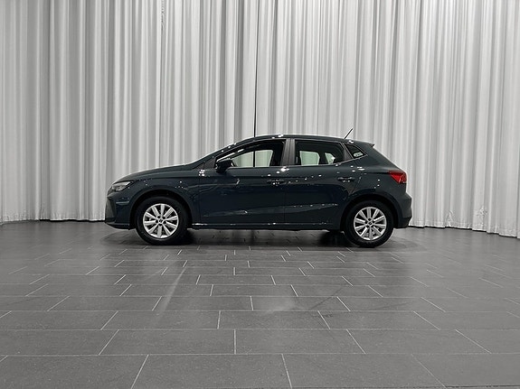 Seat Ibiza 2 of 13
