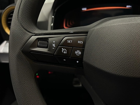 Seat Ibiza 10 of 13