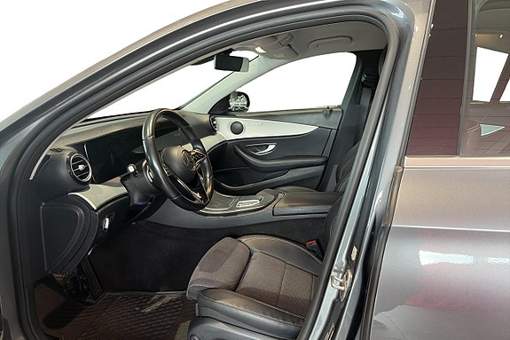 Mercedes-Benz E220 d 10 of 12