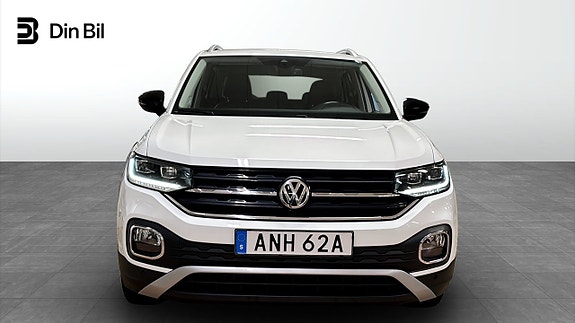 Volkswagen T-Cross 4 of 12