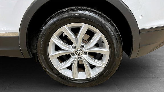 Volkswagen Tiguan 6 of 13