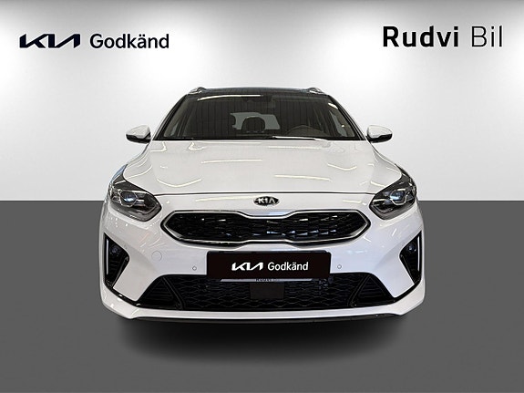 Kia Ceed 2 of 14