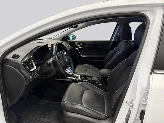 Kia Ceed 8 of 14
