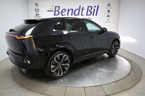 Mazda CX-6e 17 of 30