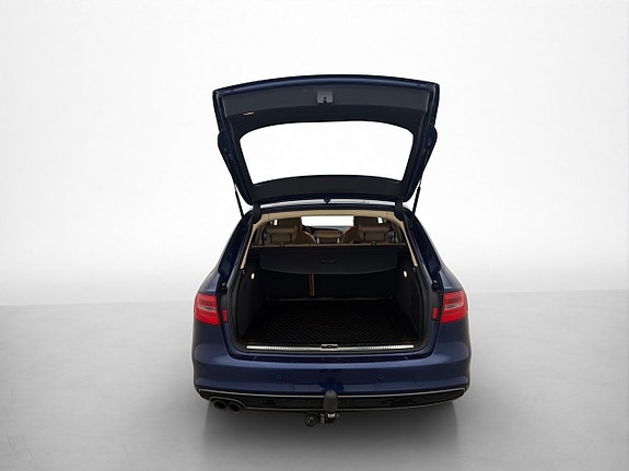 Audi A4 24 of 25