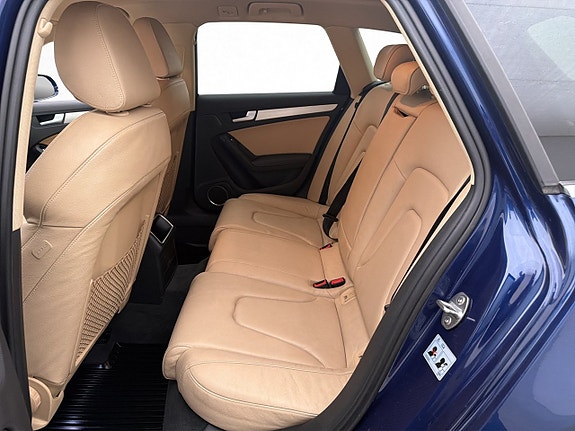Audi A4 13 of 25