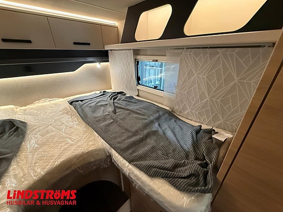 Knaus L!VE WAVE PLATINUM SELECTION 700 MEG 15 of 19