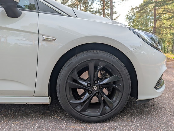 Opel Astra 24 of 26