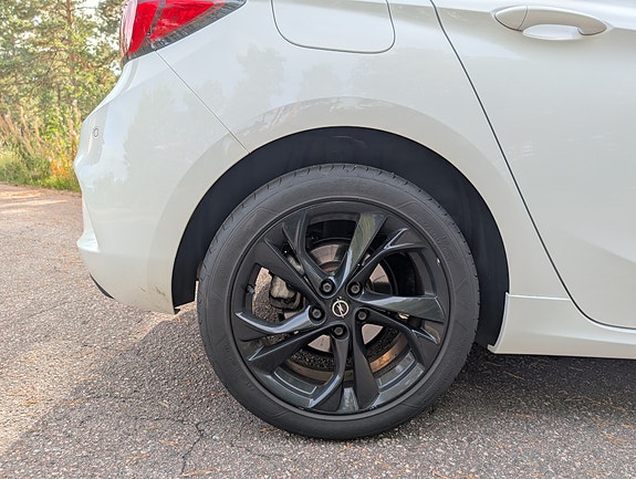 Opel Astra 23 of 26