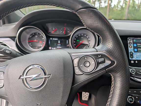 Opel Astra 12 of 26
