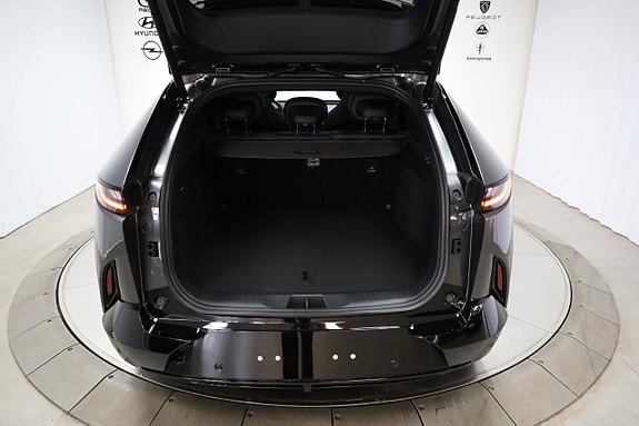 Mazda CX-6e 11 of 28