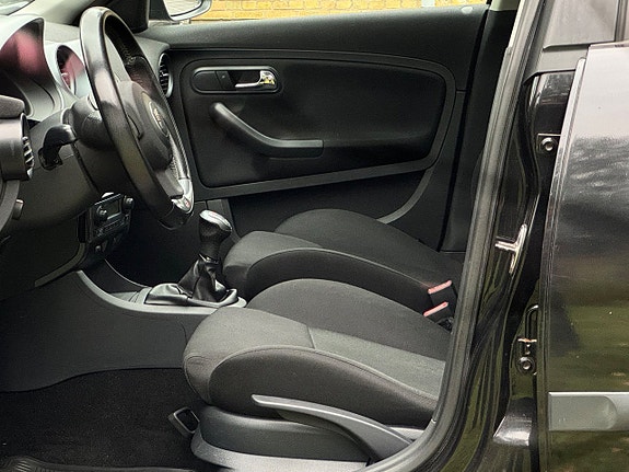 Seat Ibiza 13 of 23