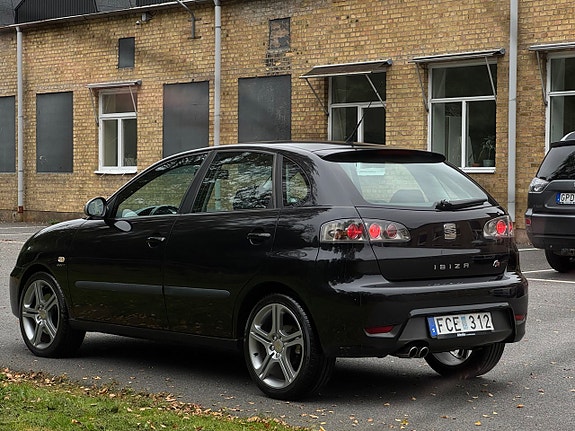 Seat Ibiza 7 of 23
