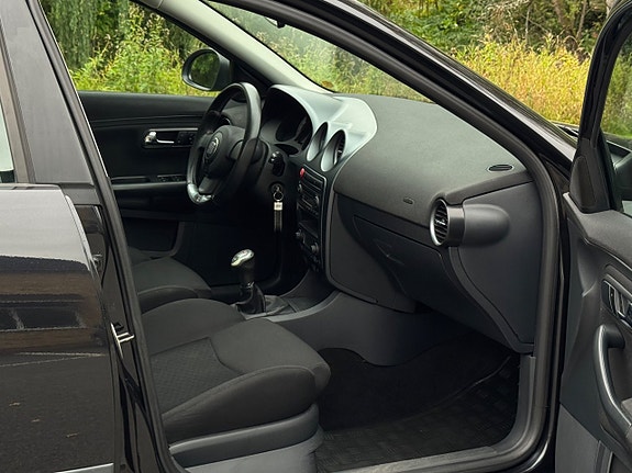 Seat Ibiza 16 of 23